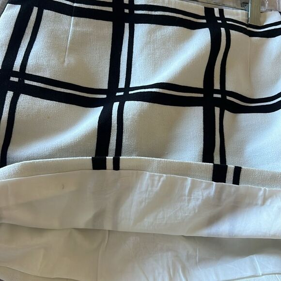 Tibi Black and White Mini Skirt - 100% Cotton - NEW Lined Skirt - Size 4 - Picture 5 of 6
